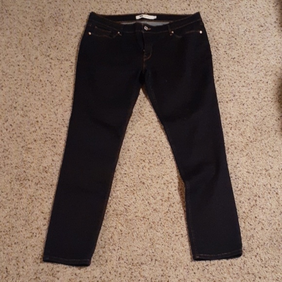 Jeans - Picture 1 of 2